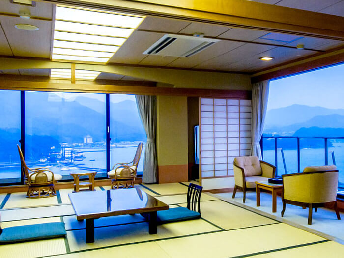 日本海を一望する絶景の宿 萩観光ホテル