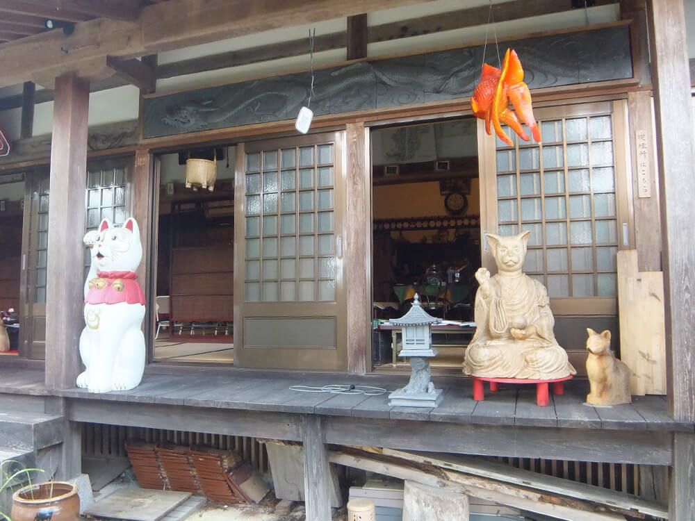 雲林寺（猫寺）