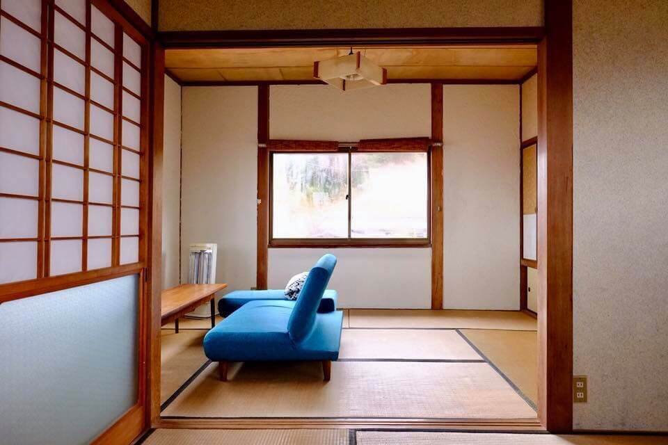 海のそばのカフェ blisspoint