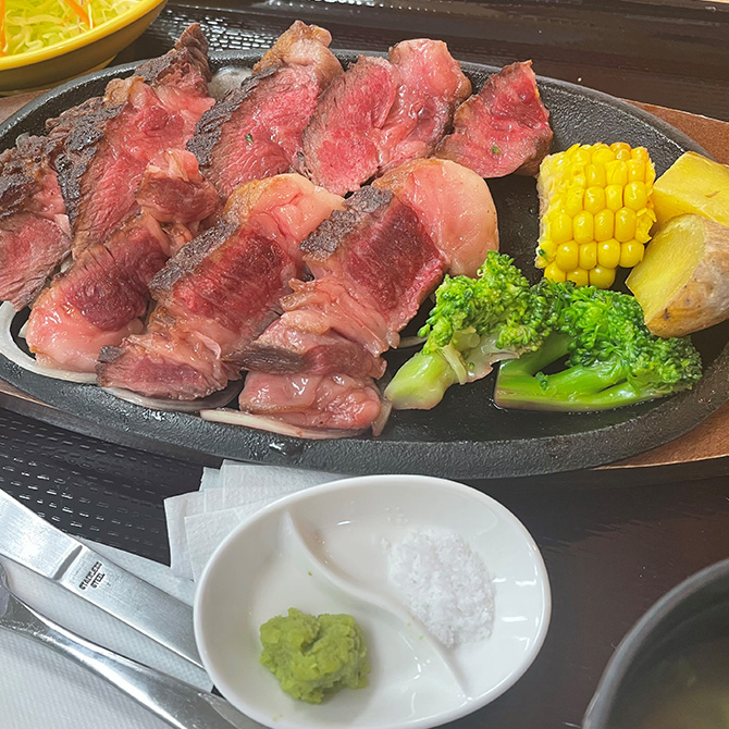 無角和牛リブロースステーキ
