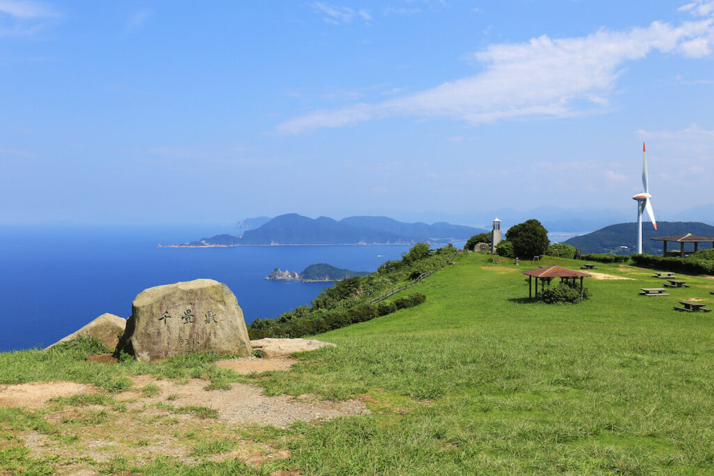 「千畳敷」から眺める日本海のパノラマビュー